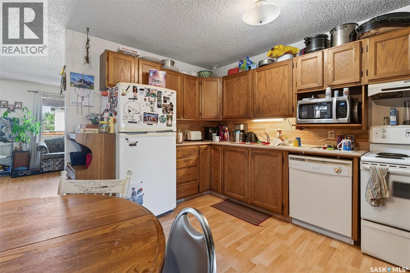 103-105 Davies Road, Saskatoon, SK