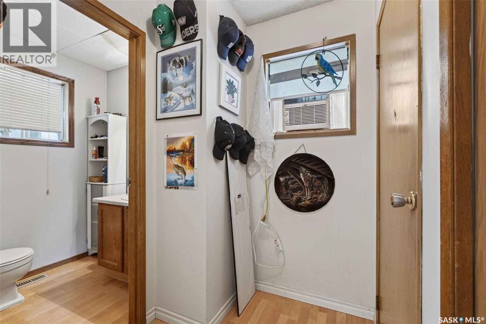 103-105 Davies Road, Saskatoon, SK