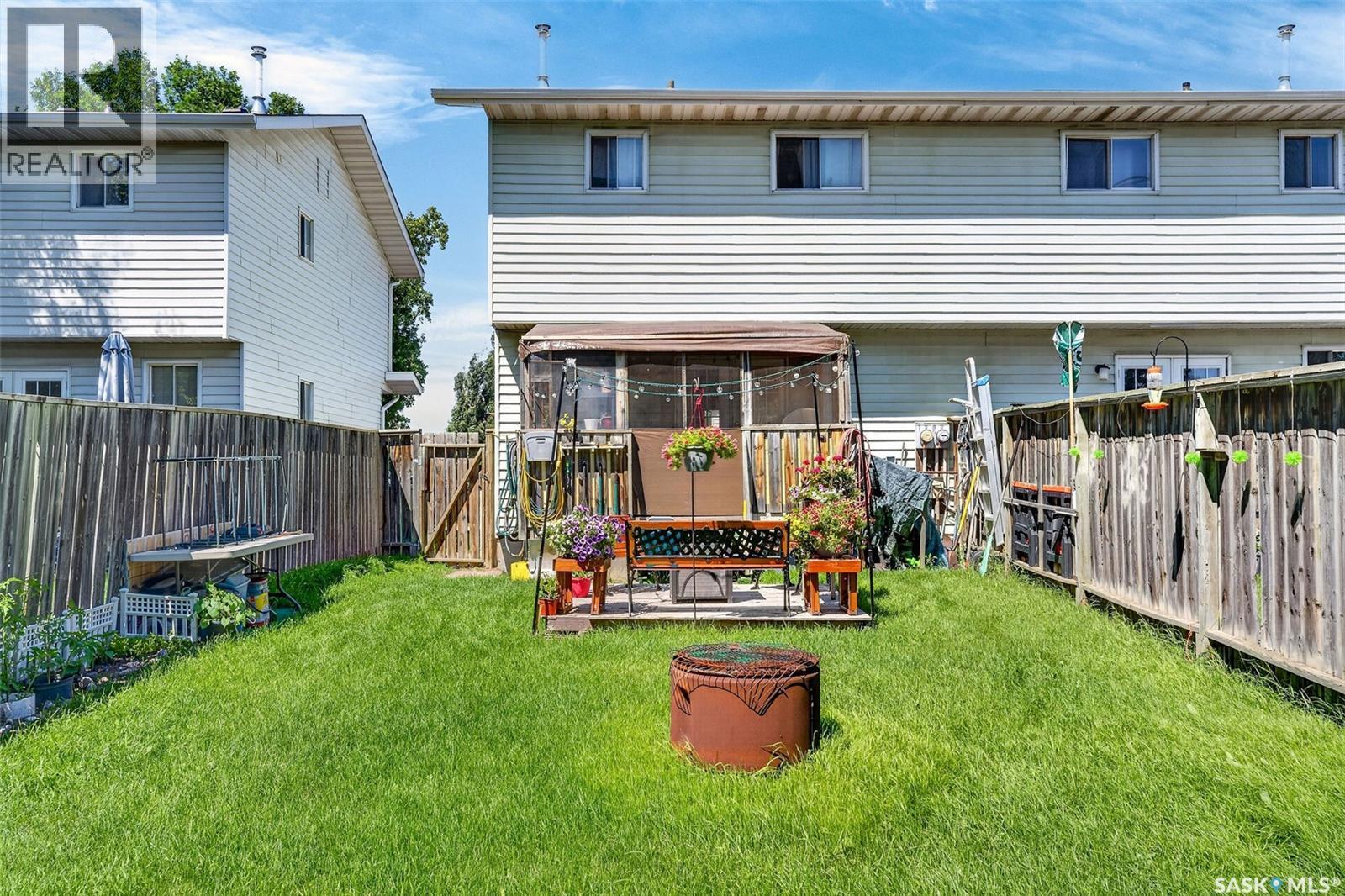 103-105 Davies Road, Saskatoon, SK