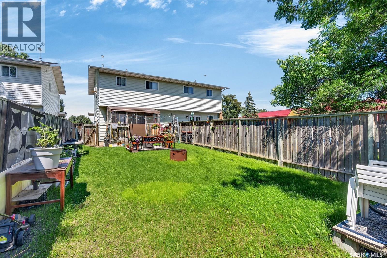 103-105 Davies Road, Saskatoon, SK