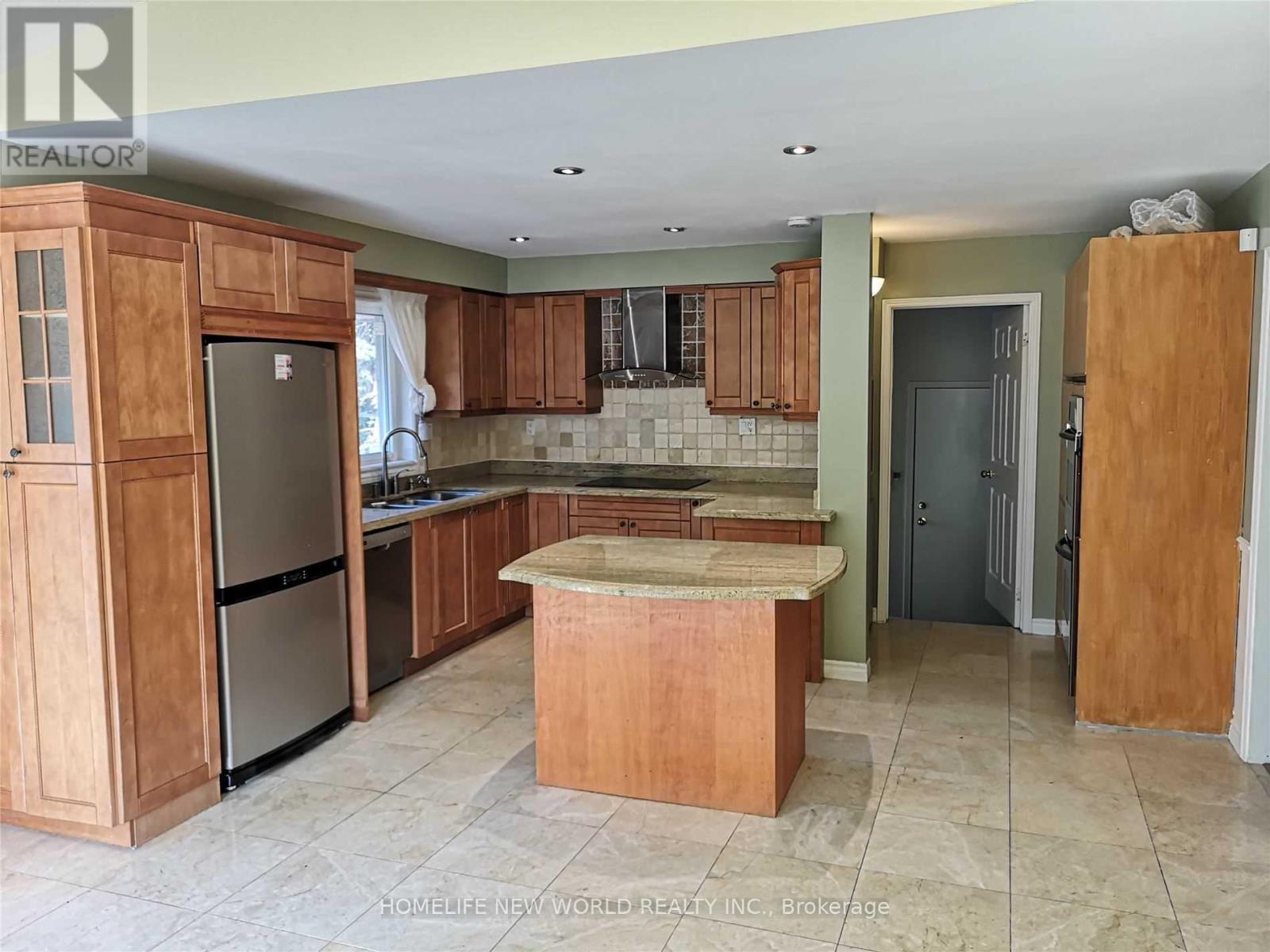 41 Ambleside Crescent, Markham, ON