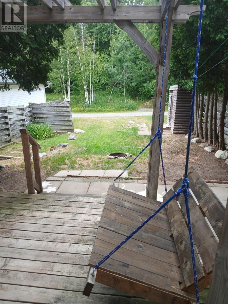 13 Gauthier Pl, Elliot Lake, ON