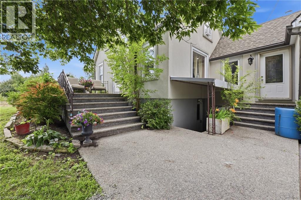 97 Smith Road, Hamilton, ON