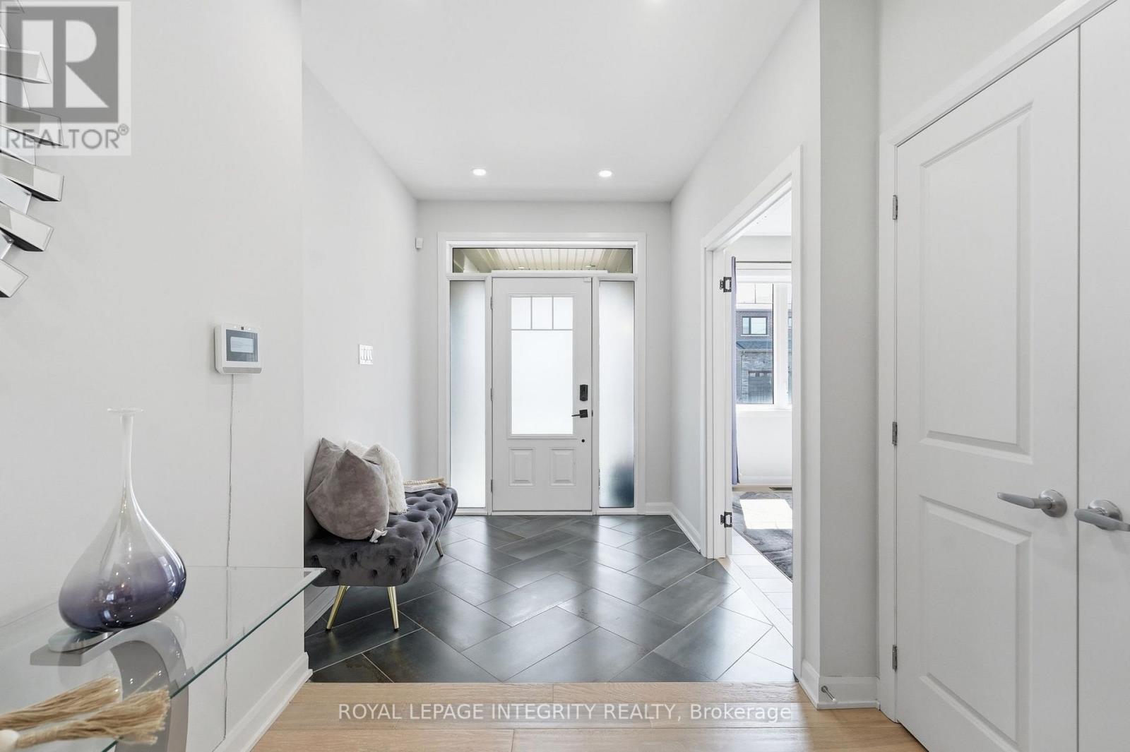 90 Coco Place, Ottawa, ON