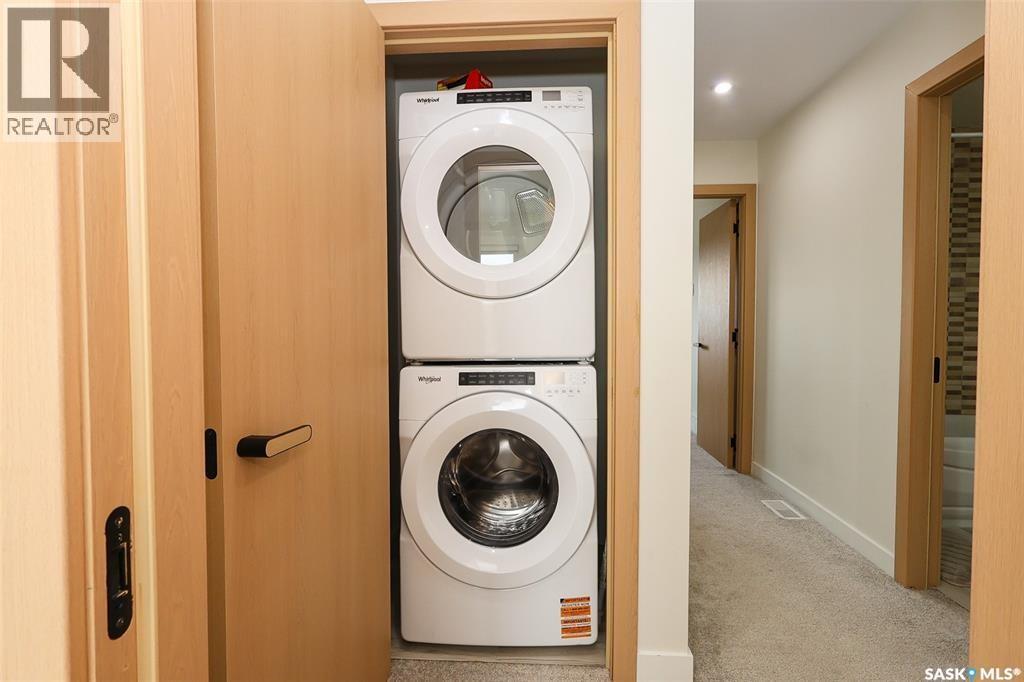 1541 Richardson Road, Saskatoon, SK - Indoor Photo Showing Laundry Room