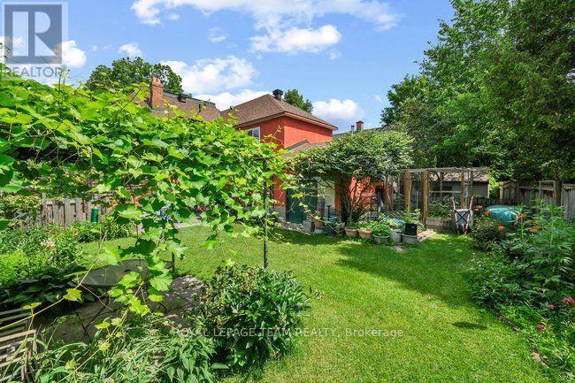 182 Fifth Avenue, Ottawa, ON