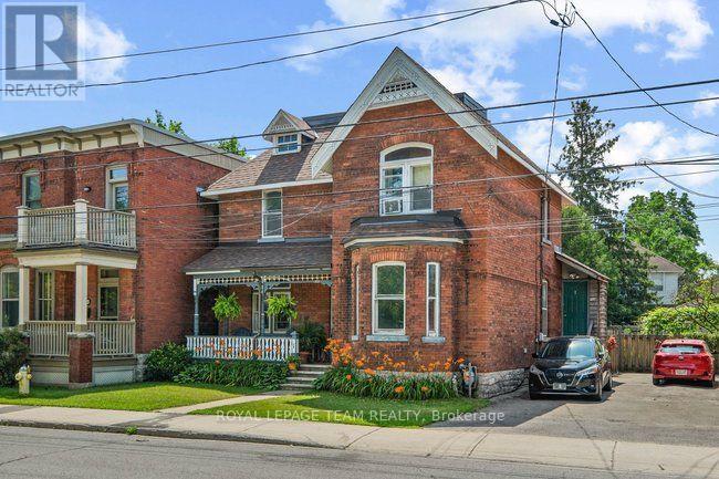 182 Fifth Avenue, Ottawa, ON