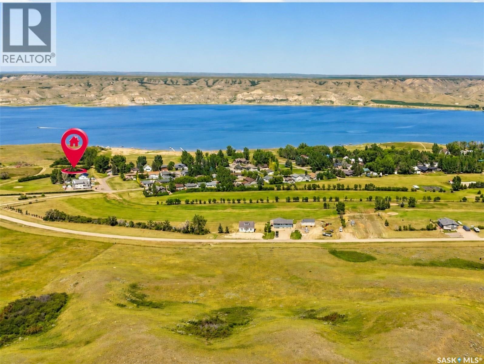 403 Smith Crescent, Beaver Flat, SK