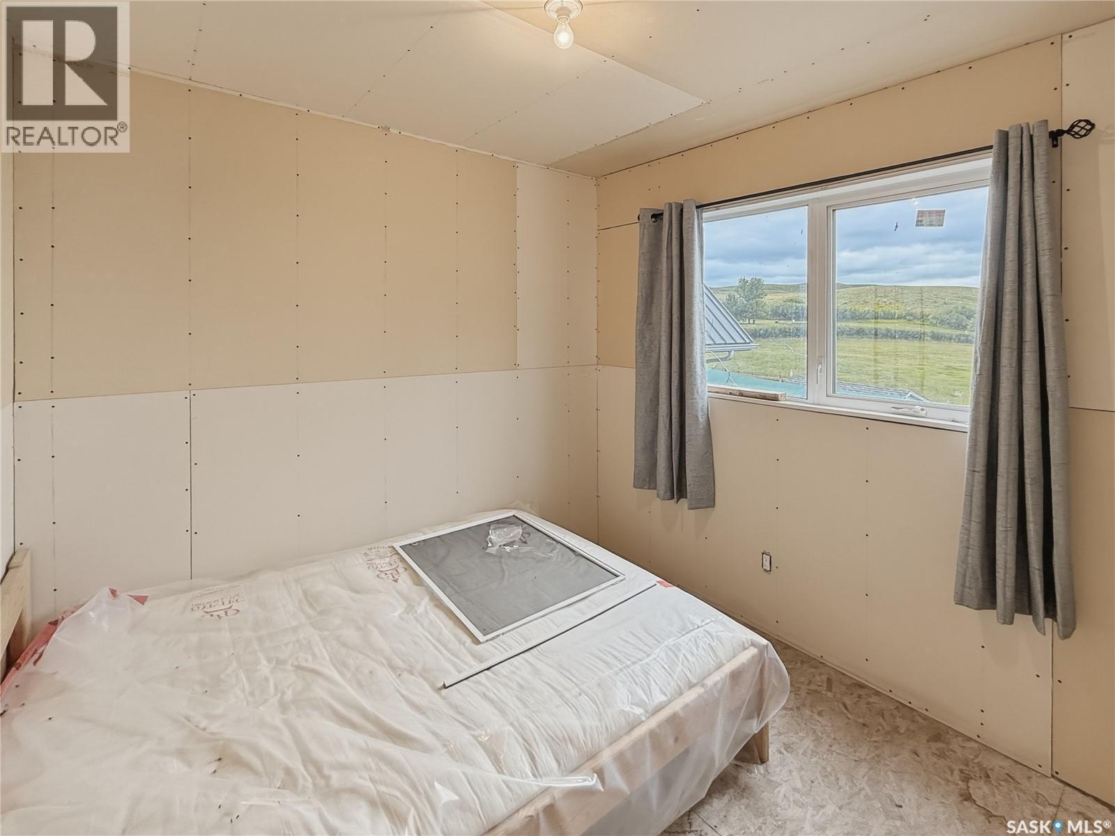 403 Smith Crescent, Beaver Flat, SK