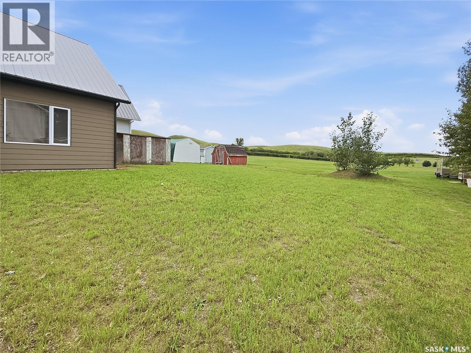 403 Smith Crescent, Beaver Flat, SK