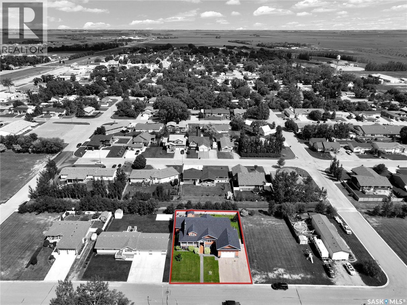 207 6Th Street W, Carnduff, SK