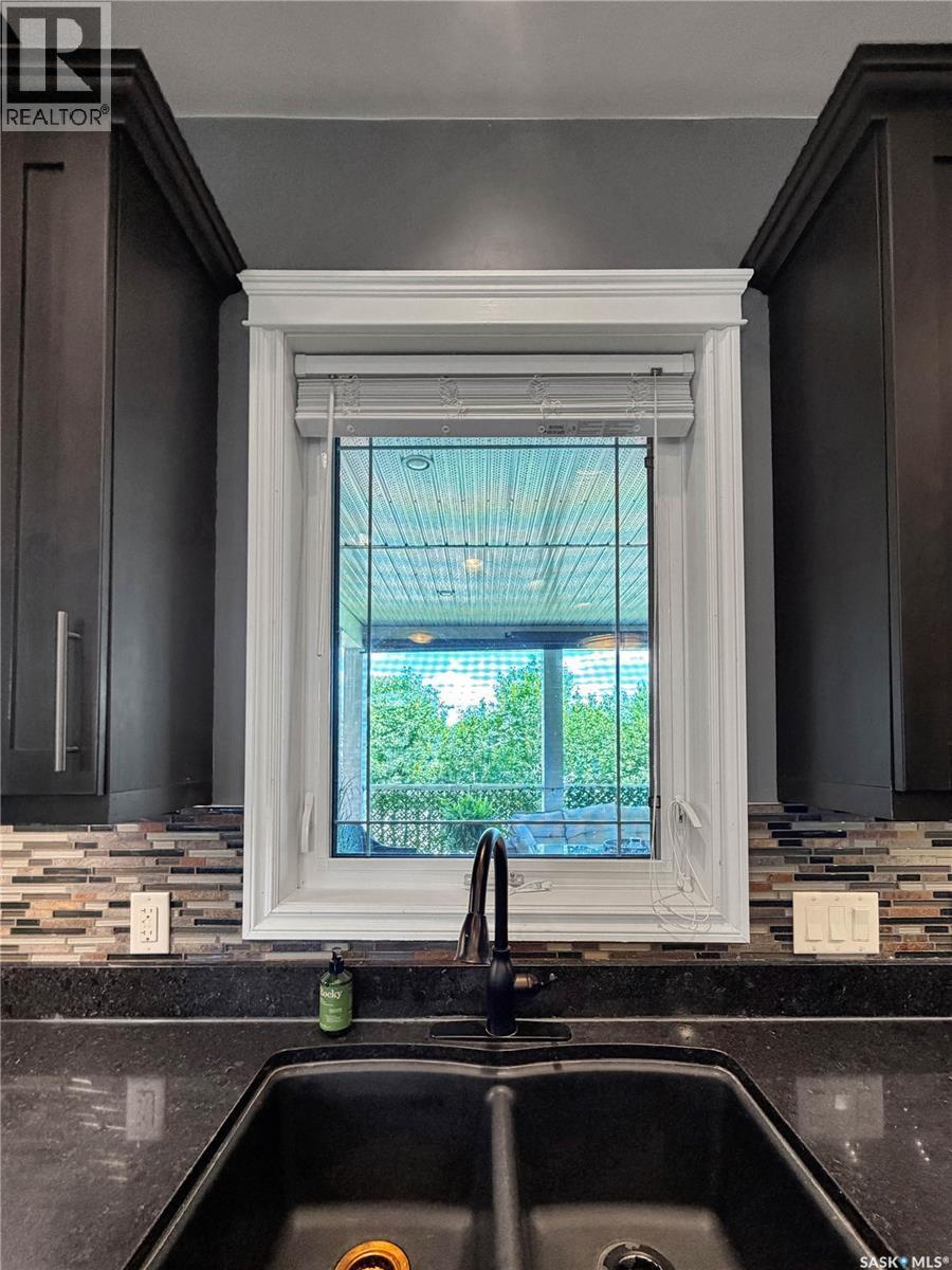 207 6Th Street W, Carnduff, SK