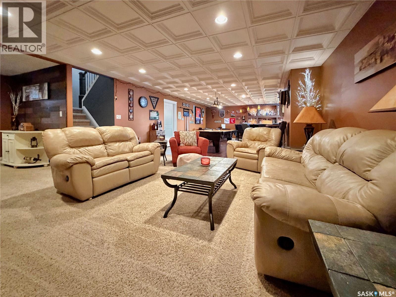 207 6Th Street W, Carnduff, SK