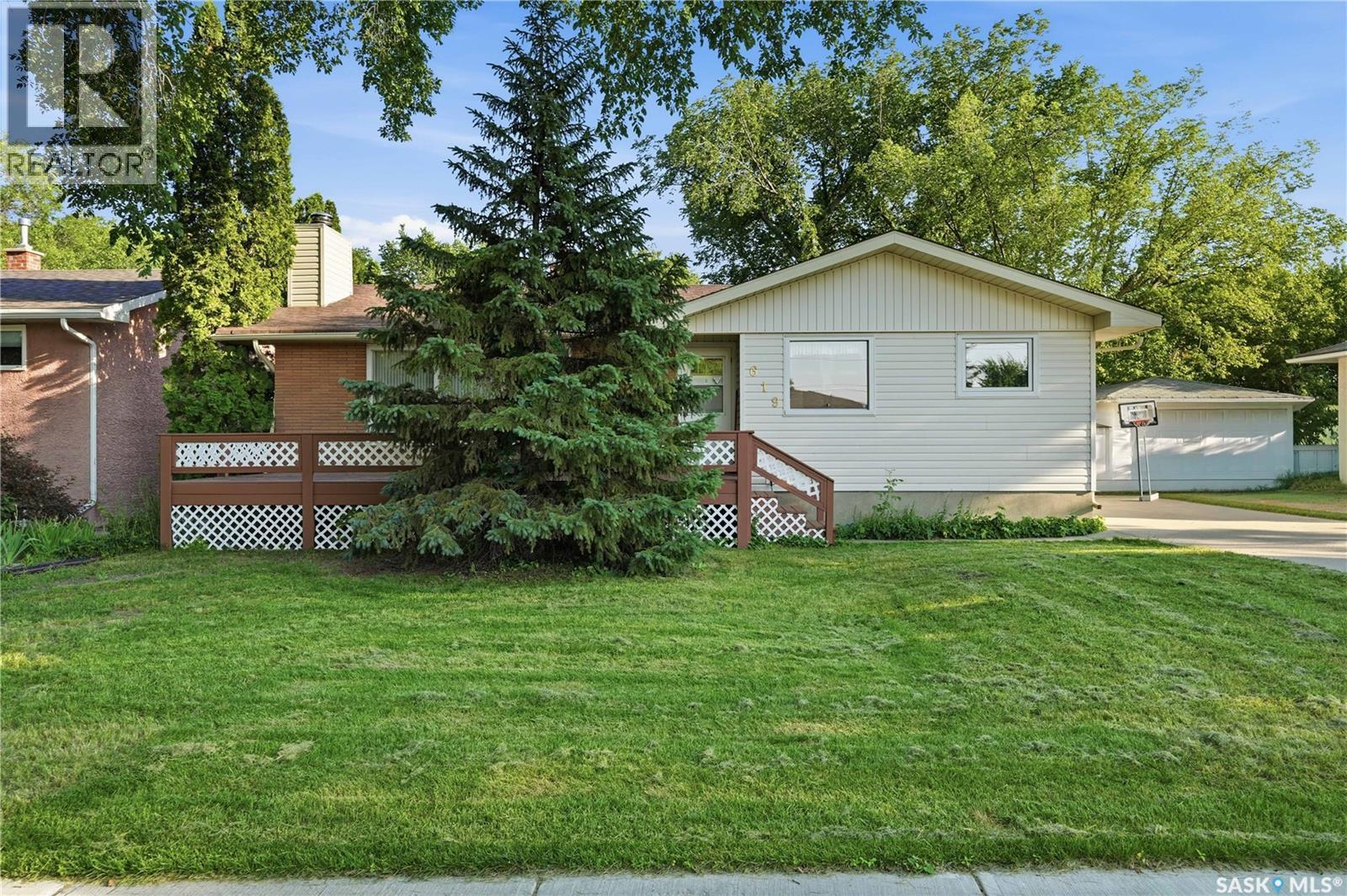 619 Murray Avenue E, Regina, SK