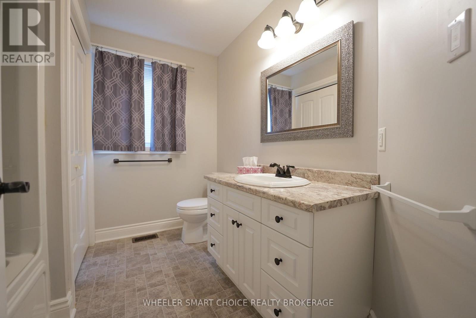 53 Mercier Avenue E, Cornwall, ON