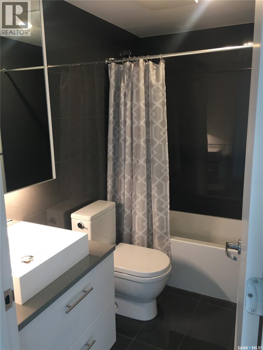 1804 490 2Nd Avenue S, Saskatoon, SK