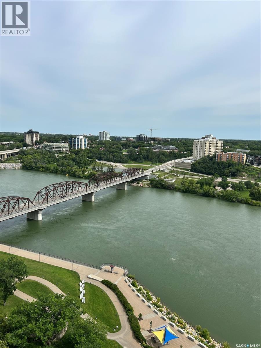 1804 490 2Nd Avenue S, Saskatoon, SK - Outdoor With Body Of Water With View