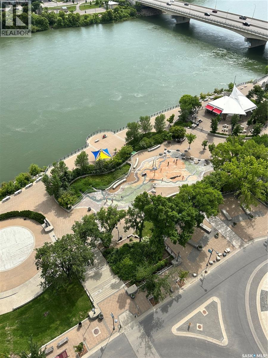 1804 490 2Nd Avenue S, Saskatoon, SK - Outdoor With Body Of Water With View