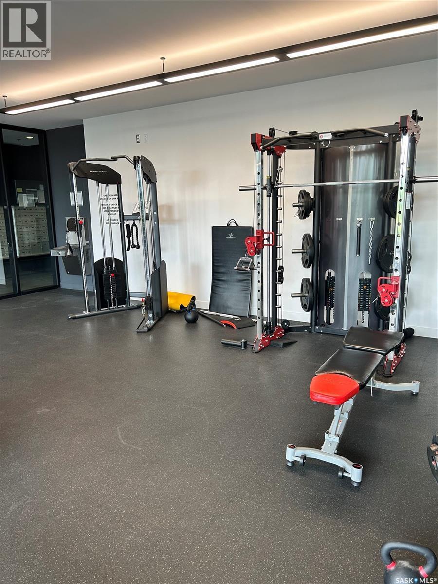 1804 490 2Nd Avenue S, Saskatoon, SK - Indoor Photo Showing Gym Room