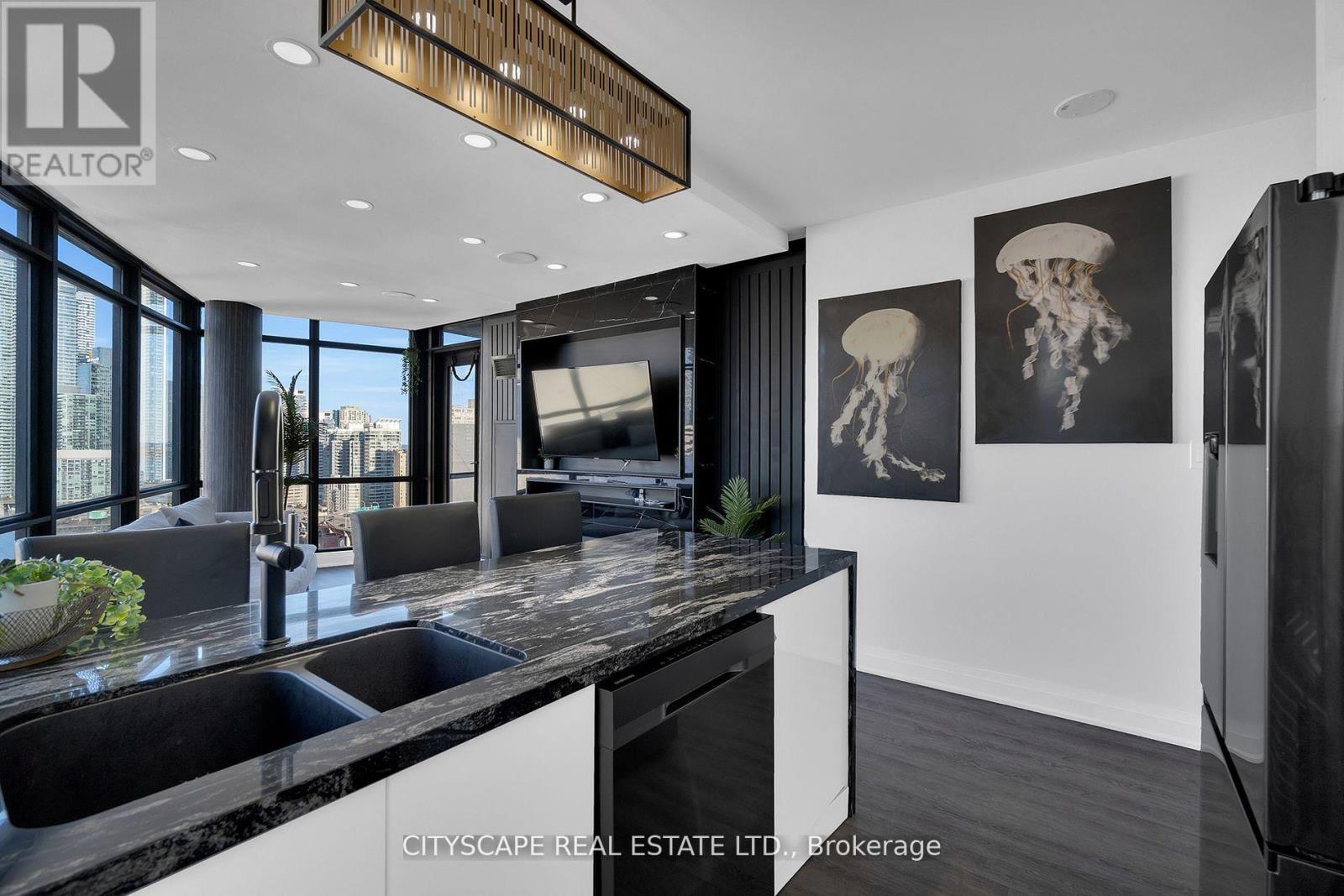 2308 - 3 Navy Wharf Court N, Toronto, ON