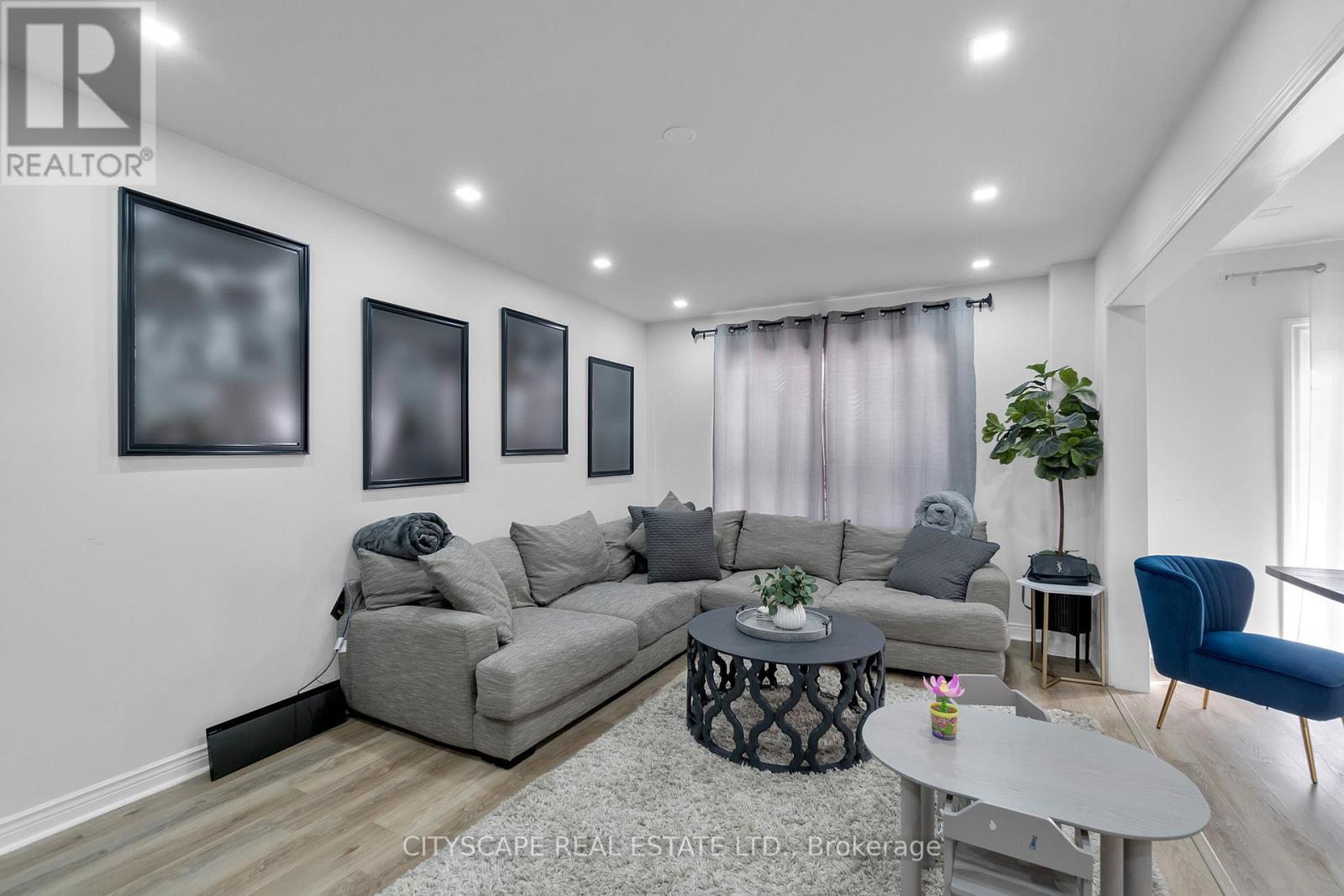 6421 Donway Drive, Mississauga, ON