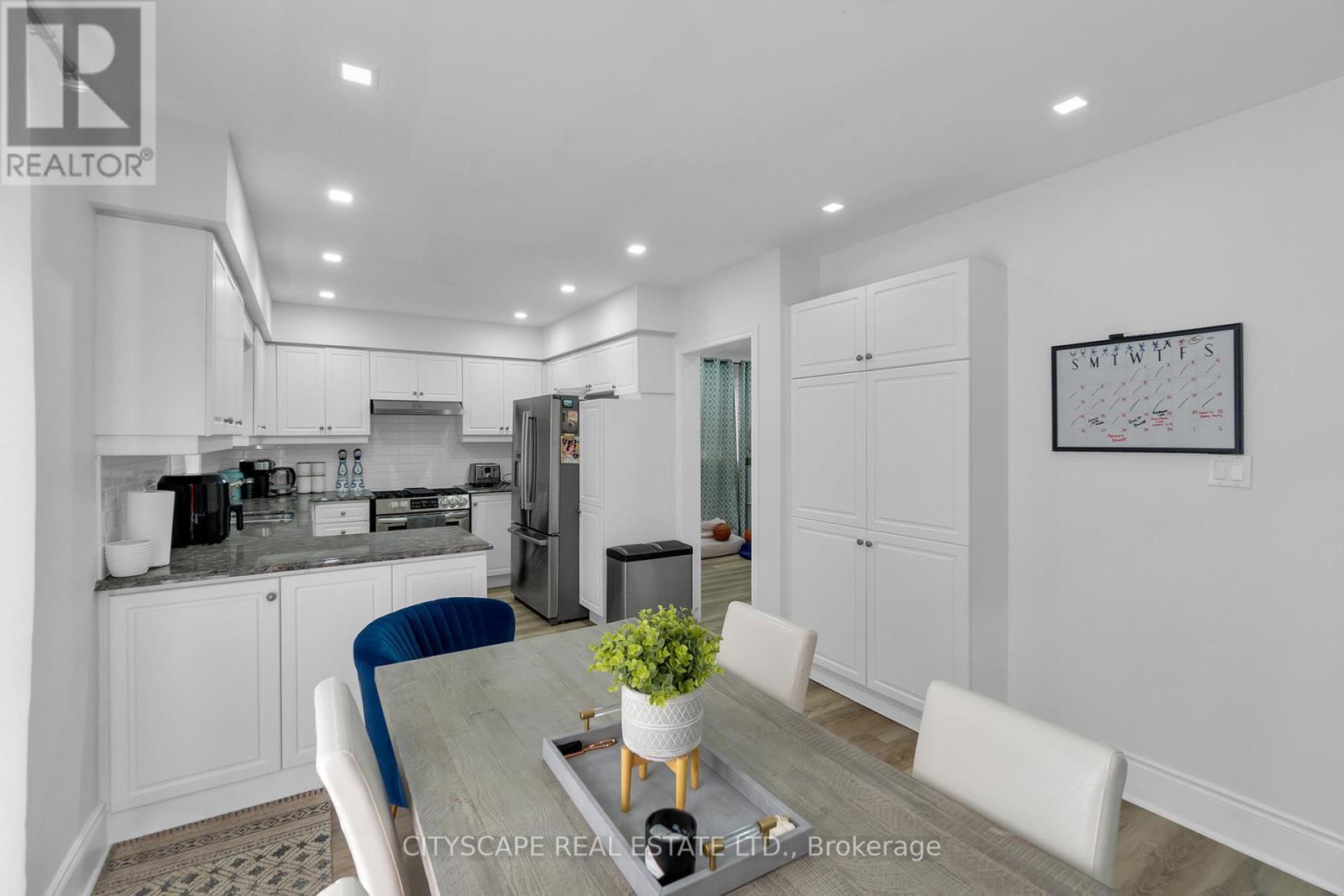 6421 Donway Drive, Mississauga, ON