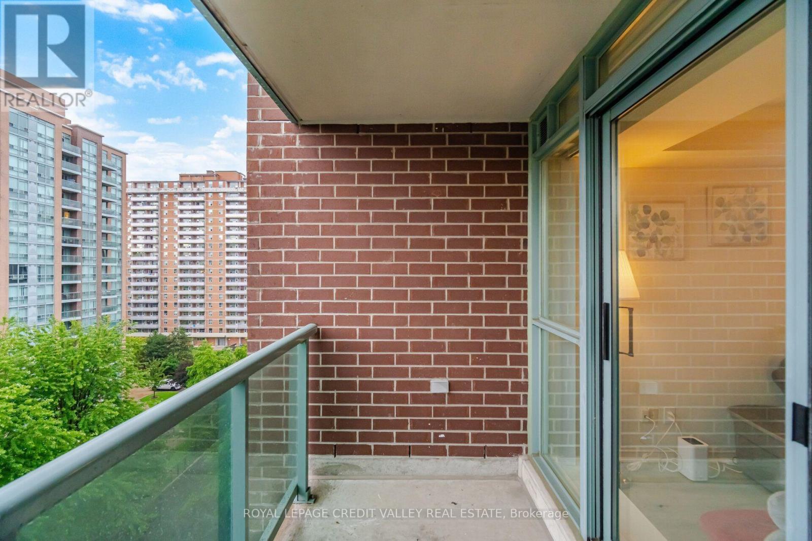 902 - 9 Michael Power Place, Toronto, ON