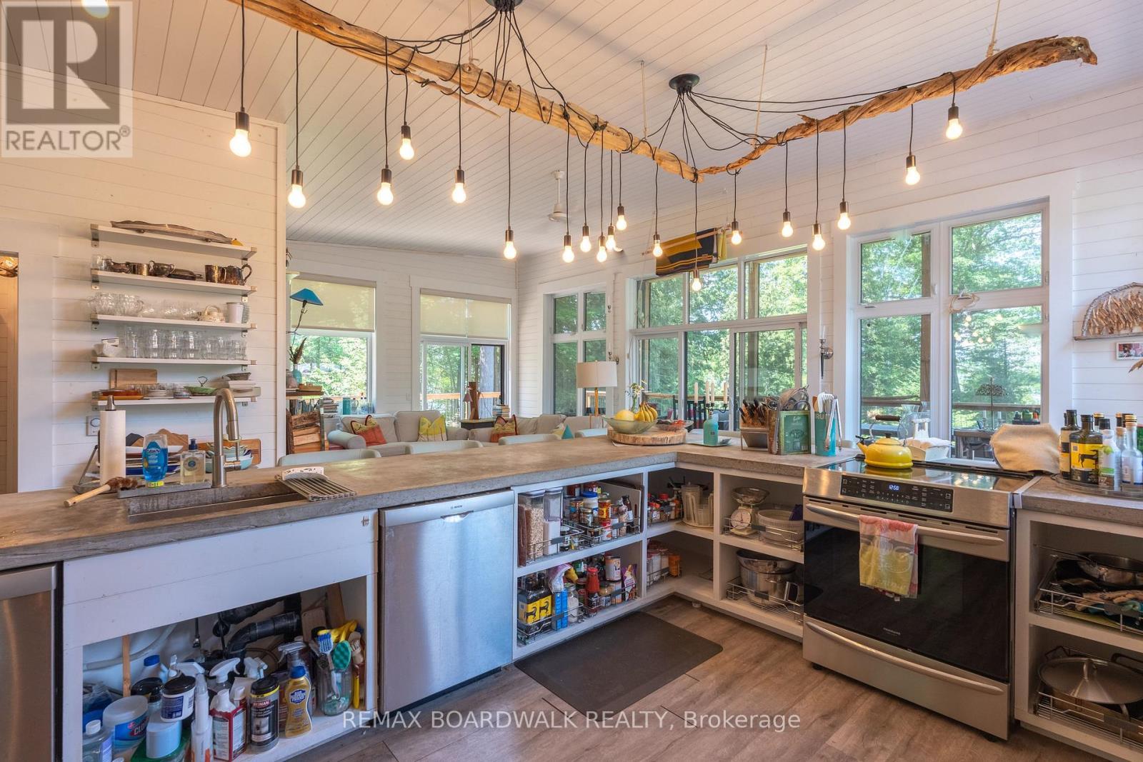 6603 Big Rideau Island, Rideau Lakes, ON