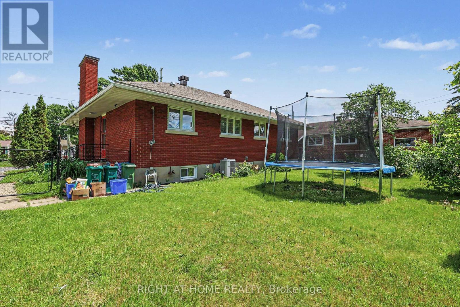 1640 Fisher Avenue, Ottawa, ON