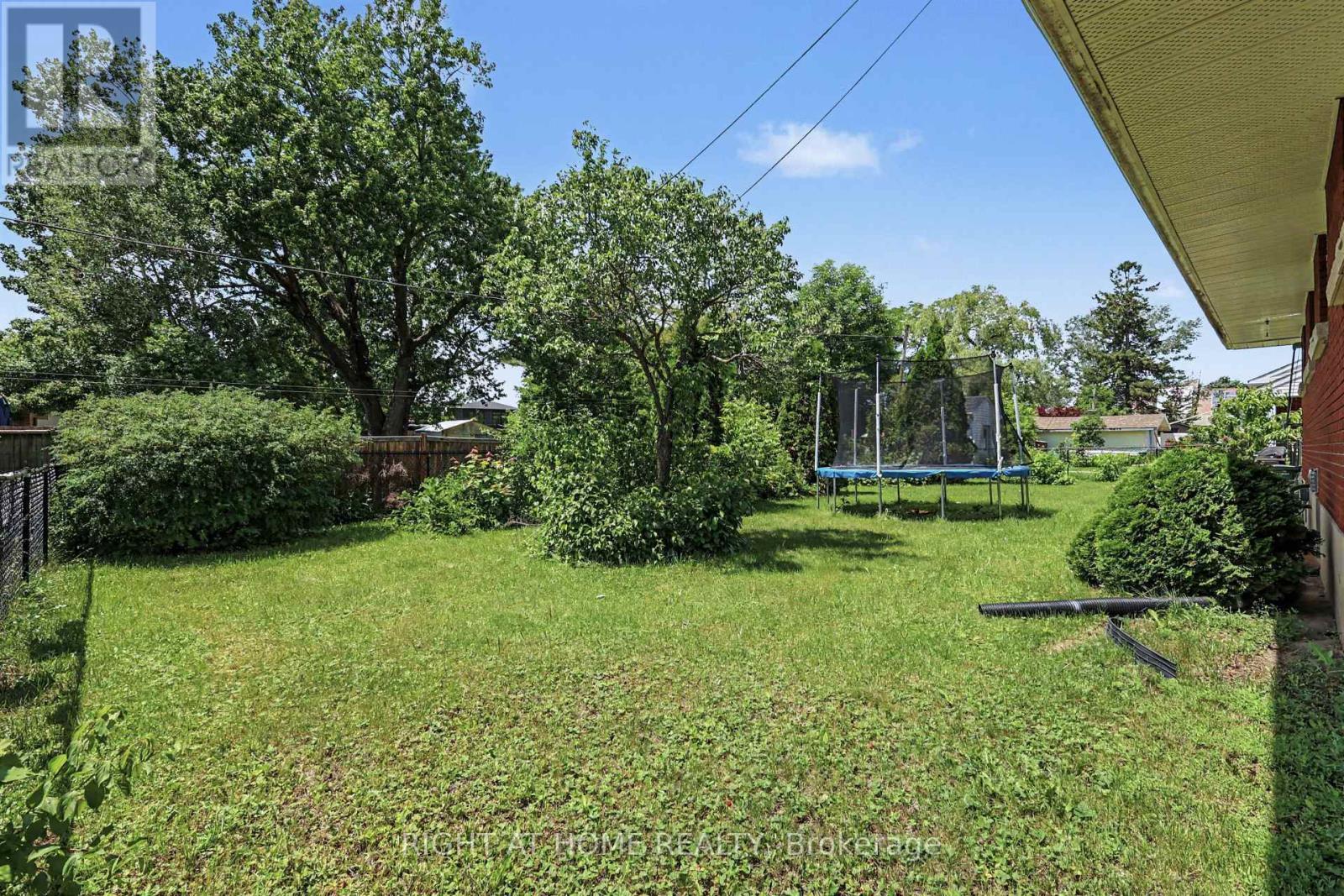 1640 Fisher Avenue, Ottawa, ON