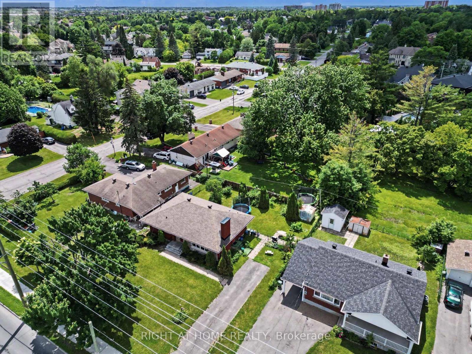 1640 Fisher Avenue, Ottawa, ON