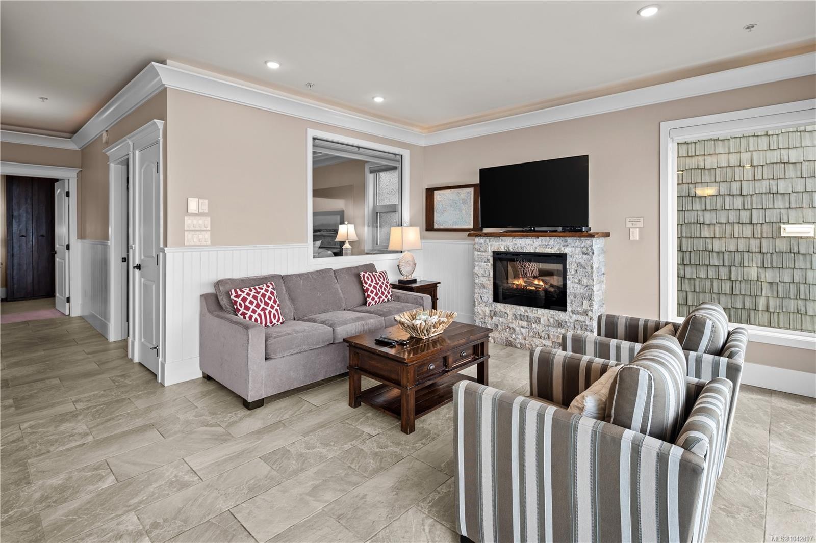 #42B-1000 Sookepoint Pl, Sooke, BC - Indoor Photo Showing Living Room With Fireplace