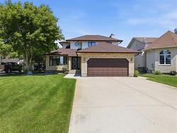 20 LISTER RAPIDS DR West St Paul, MB R4A 1A7