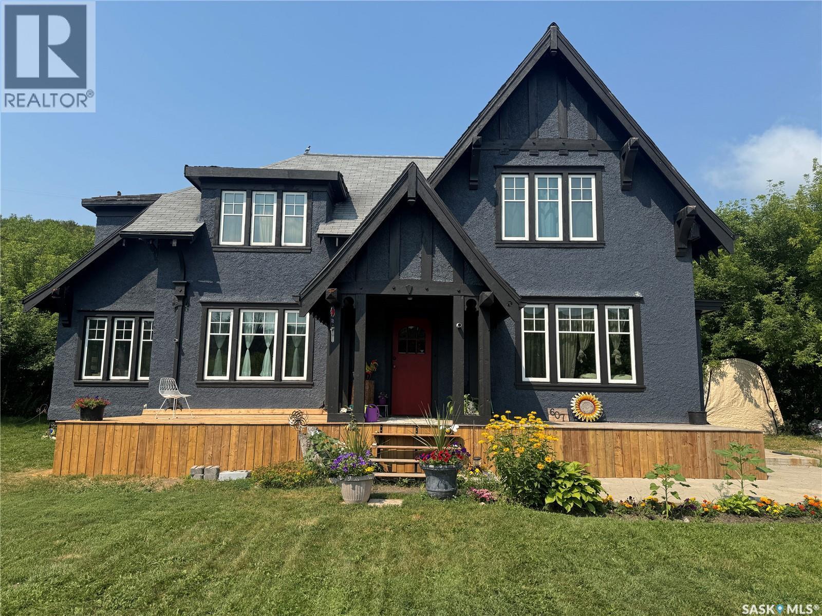 607 Barnett Drive, Fort San, SK - Outdoor With Facade