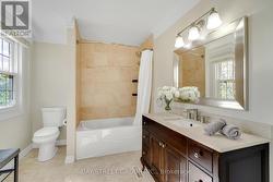 Primary Bedroom Ensuite w/Window -