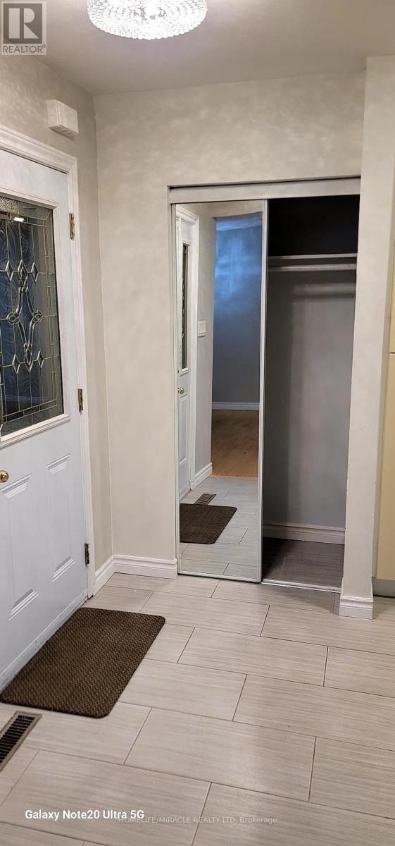 2498 Harman Court, Mississauga, ON
