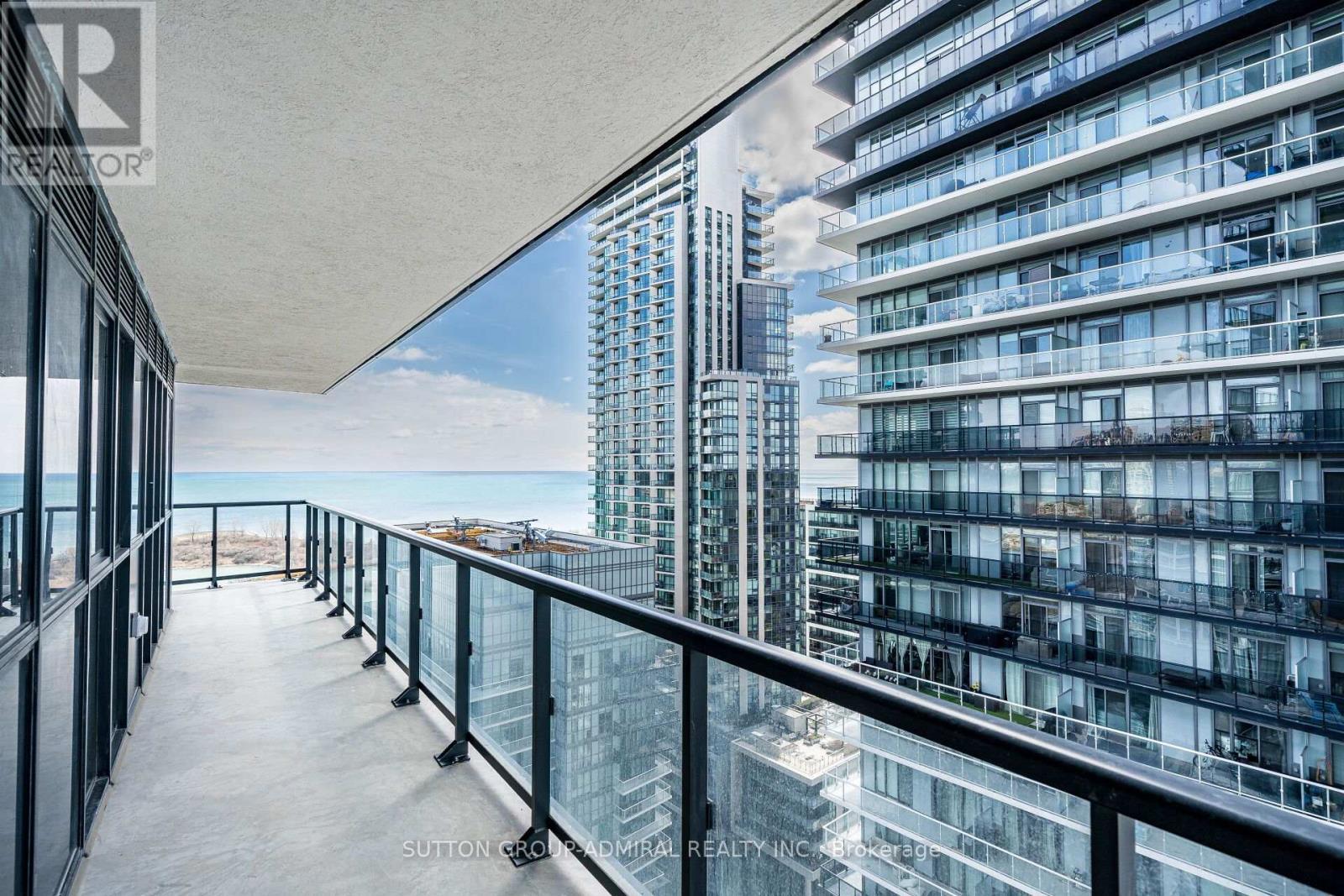 2205 - 38 Annie Craig Drive, Toronto, ON