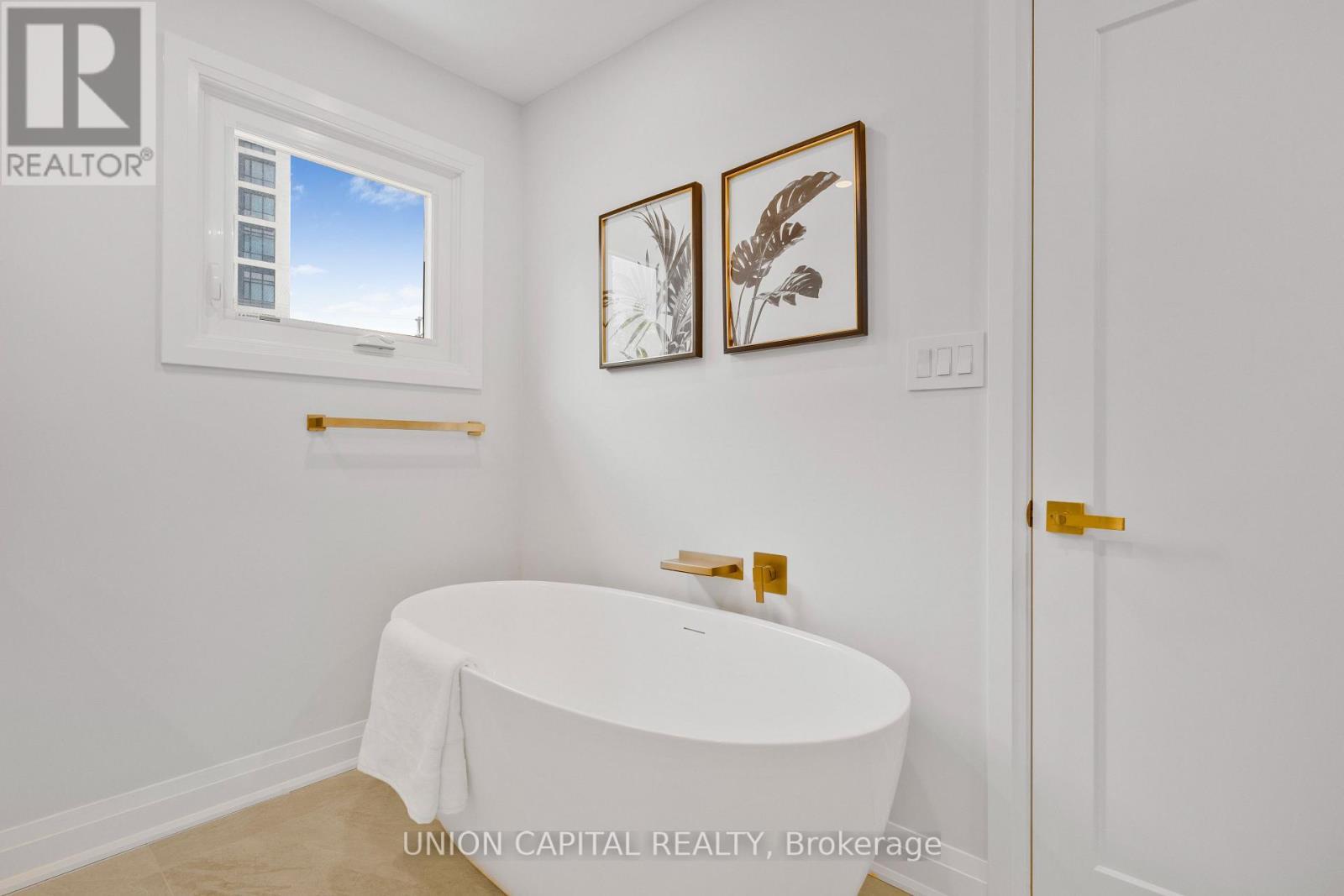 45 Chilmar Crescent, Vaughan, ON