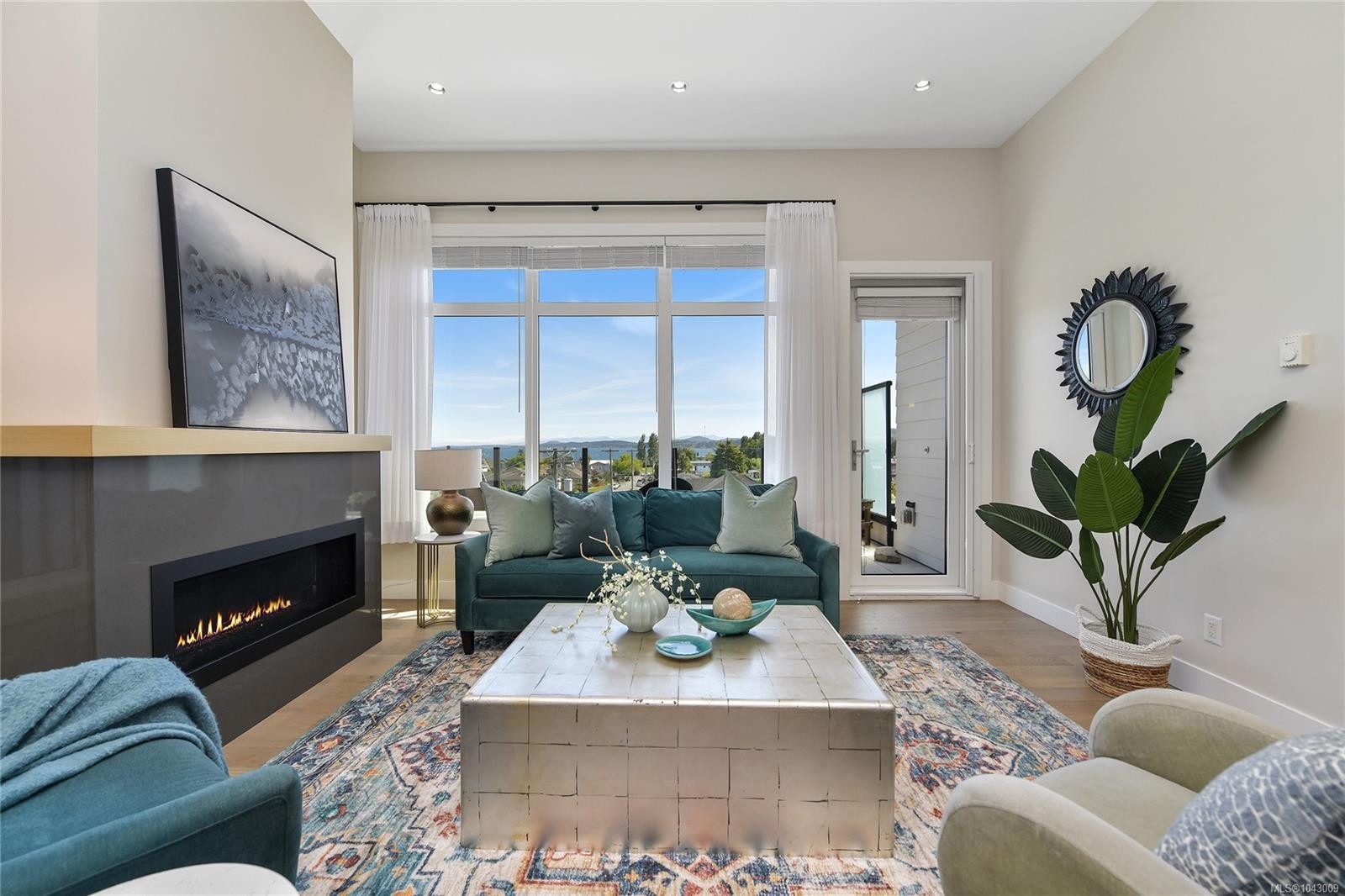 #401-9710 Fourth St, Sidney, BC