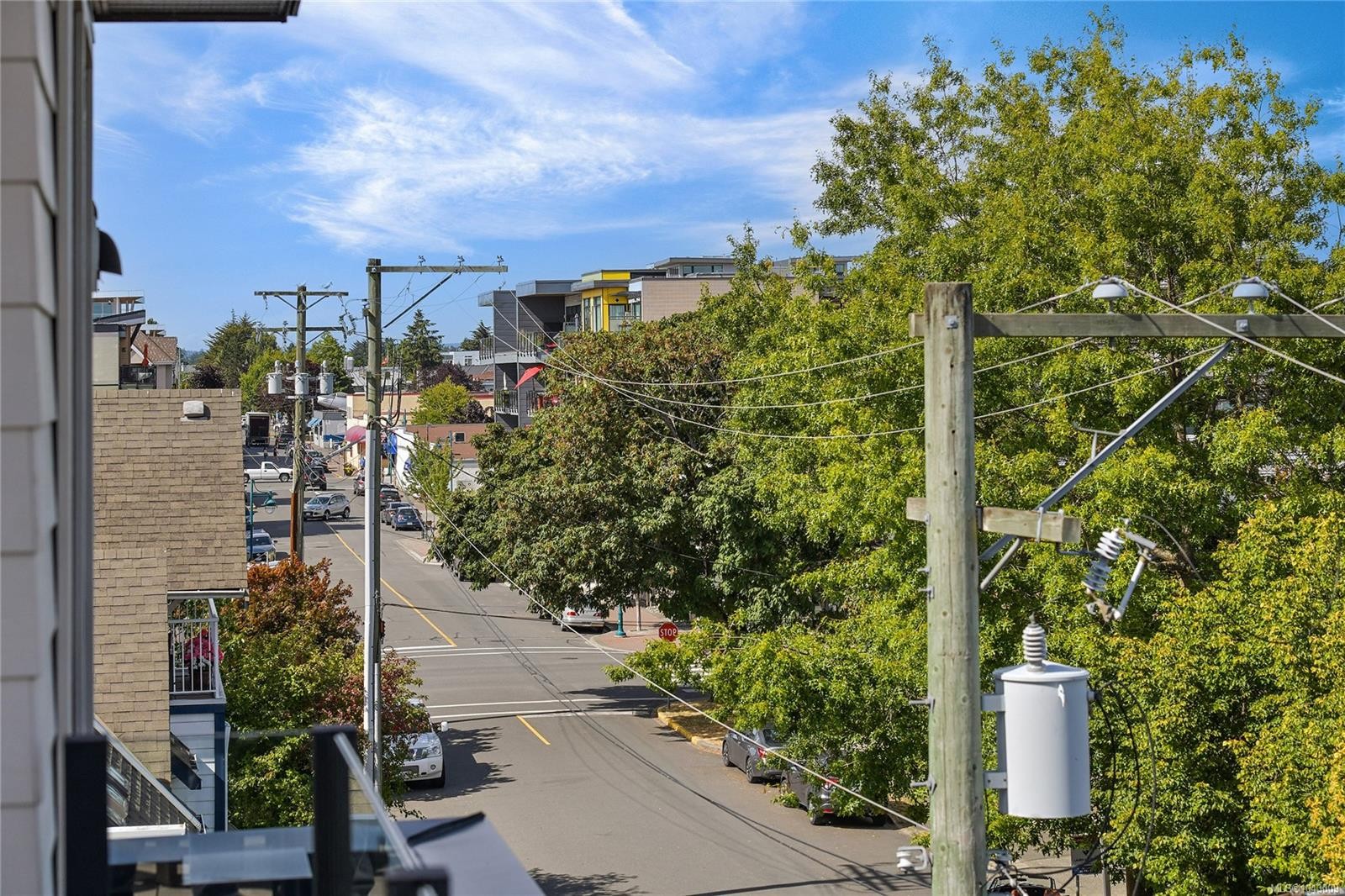 #401-9710 Fourth St, Sidney, BC