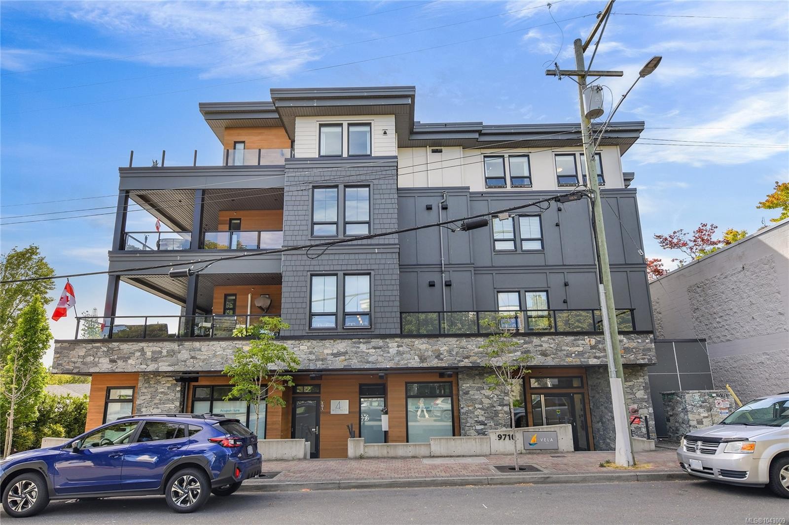 #401-9710 Fourth St, Sidney, BC