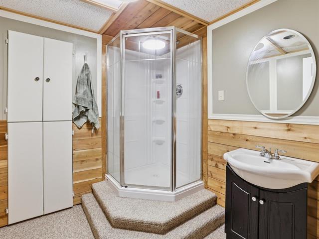 200 Garson Dr, Garson, MB