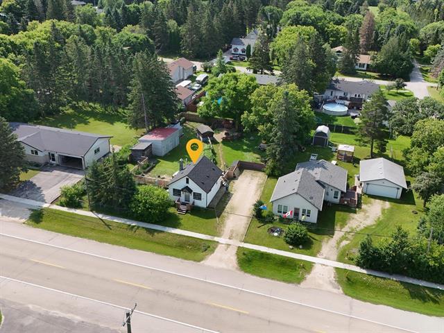 200 Garson Dr, Garson, MB
