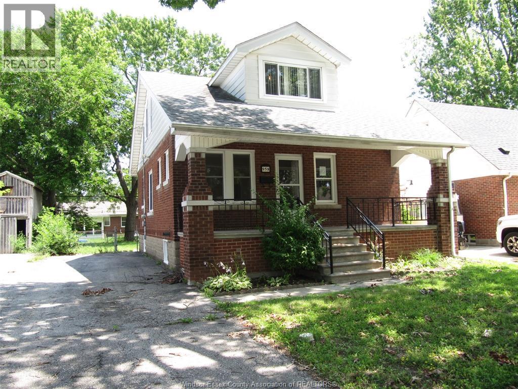 958 Edward, Windsor, ON