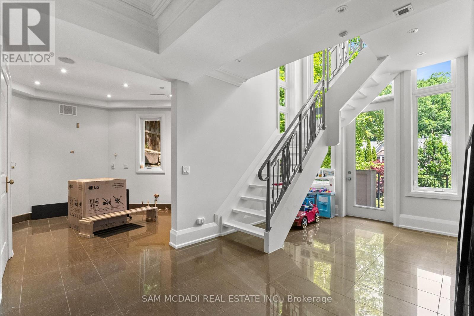 2014 Heartwood Court, Mississauga, ON