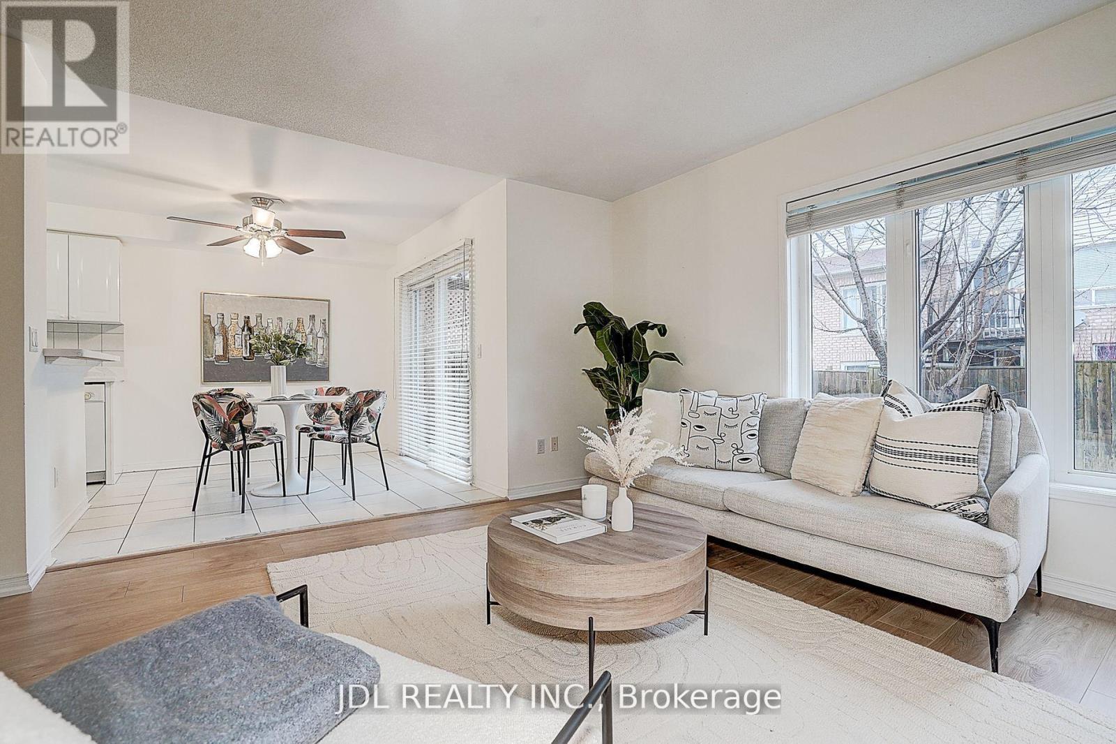 47 Millcliff Circle, Aurora, ON