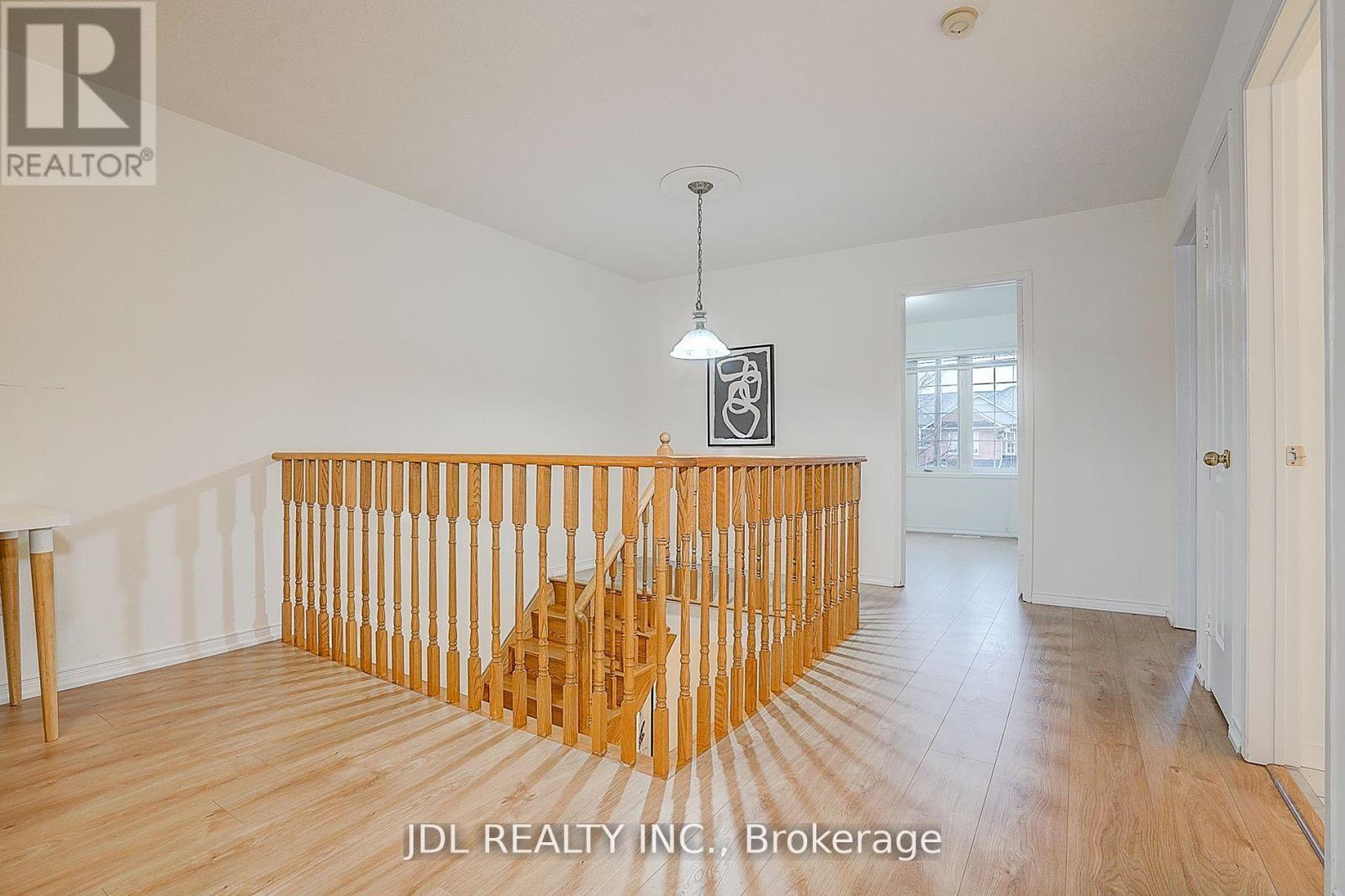 47 Millcliff Circle, Aurora, ON