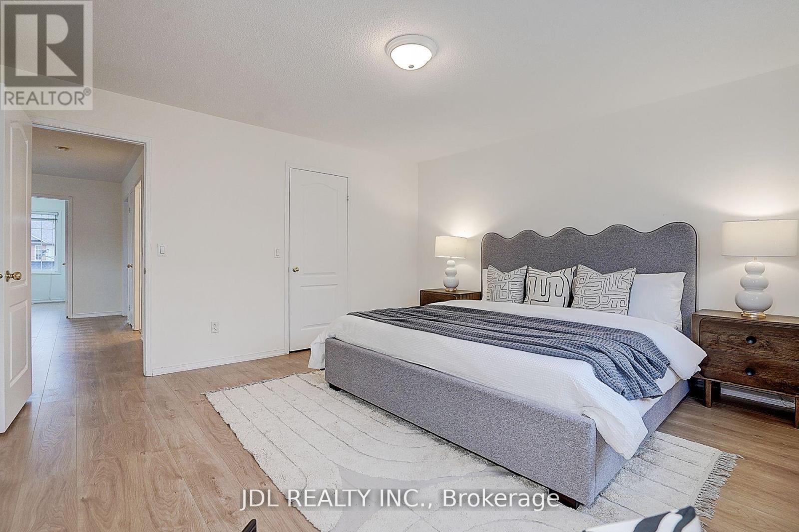 47 Millcliff Circle, Aurora, ON