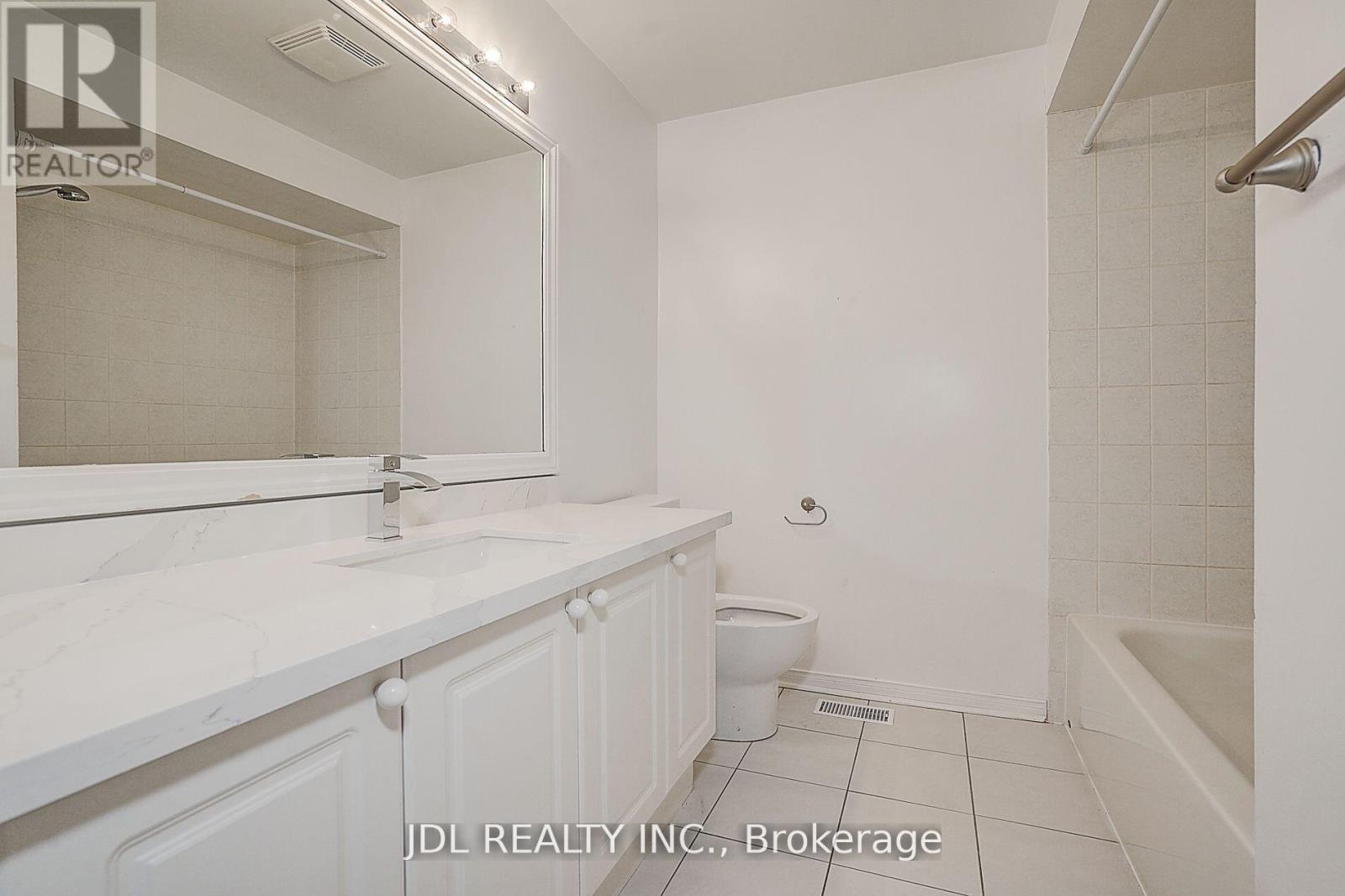 47 Millcliff Circle, Aurora, ON