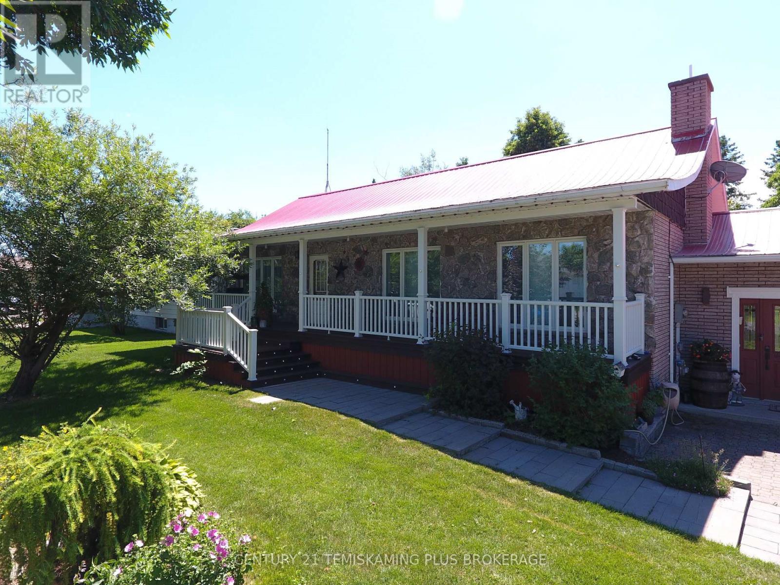 23 Twelfth Street E, Armstrong (Earlton), ON